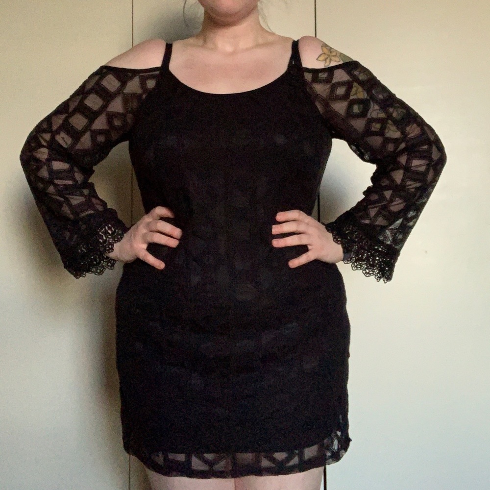 *SOLD* Xhilaration cut-out shoulder dress